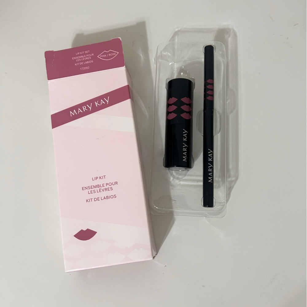 Mary Kay Lip Kit Set Pink / Rose NIB